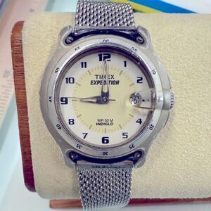 Vintage Timex exhibition quartz watch on stainless mesh band new battery